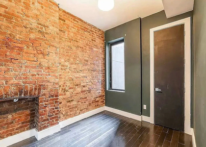 1066 Putnam Avenue - Photo 1
