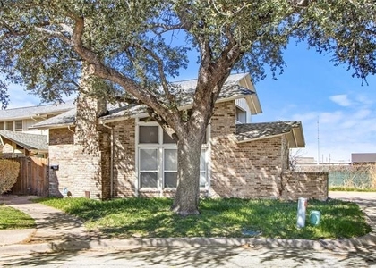 2200 Seville Court - Photo 1
