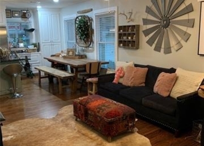 106 S Clark Street - Photo 1