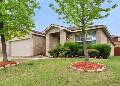 1315 Foster Street - Photo 1