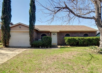 708 Annapolis Drive - Photo 1