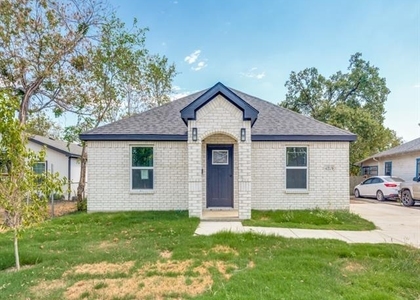 4220 Hamilton Avenue - Photo 1