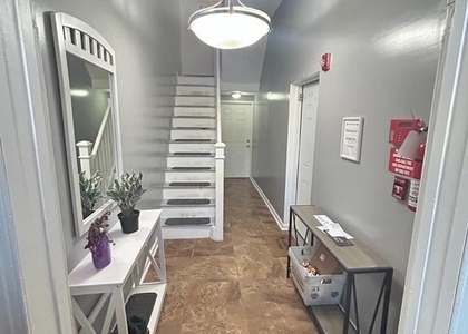 1710 W Girard Avenue - Photo 1