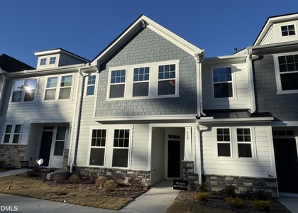 460 La Maison Avenue - Photo 1