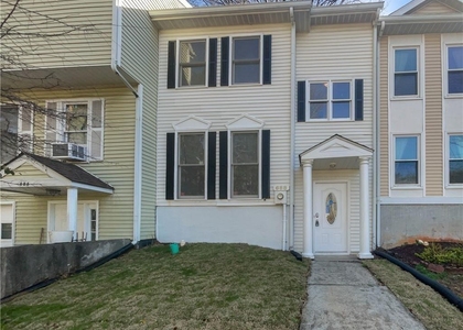 688 Stratford Green - Photo 1