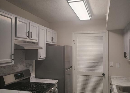 875 Hank Aaron Drive Sw - Photo 1