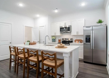 5055 Southwood Road - Photo 1