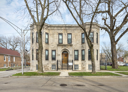 6649 S Rhodes Avenue - Photo 1