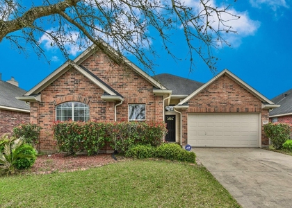 7611 Waterlilly Lane - Photo 1