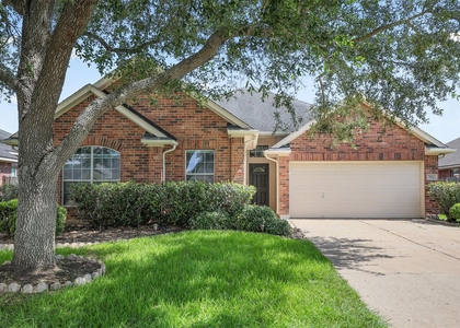 7611 Waterlilly Lane - Photo 1