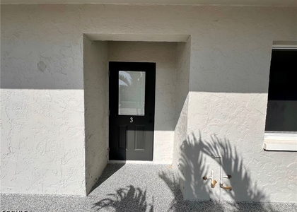 4102 Se 19th Place - Photo 1