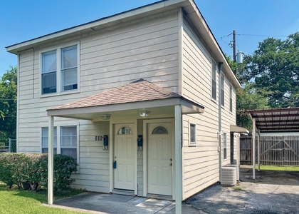 309 W 21st 1/2 Street - Photo 1