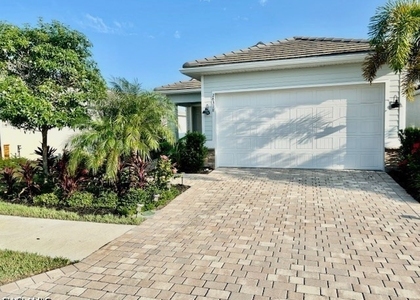 28318 Captiva Shell Loop - Photo 1