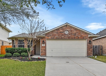 3011 Crescent Oaks Park Lane - Photo 1