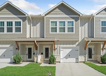 800 N Thompson Street - Photo 1