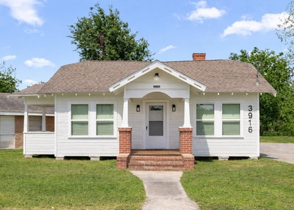 3916 Kennon Street - Photo 1