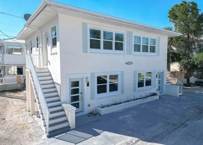111 86th Avenue - Photo 1