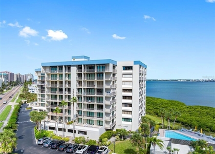 1501 Gulf Boulevard - Photo 1
