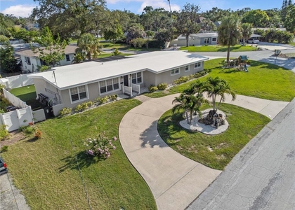 327 Sunny Lane - Photo 1