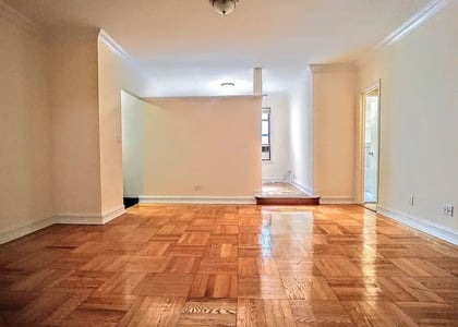 East 46th Street - Photo 1