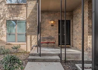 4312 Bellaire Drive S - Photo 1