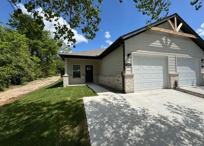 1219 S Austin Street - Photo 1