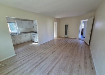 24425 Hawthorne Boulevard - Photo 1