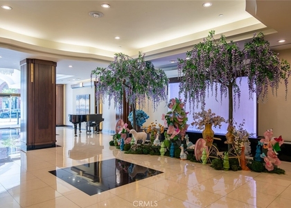 345 Pioneer - Photo 1