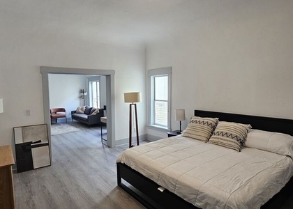 1604 W Pico Boulevard - Photo 1