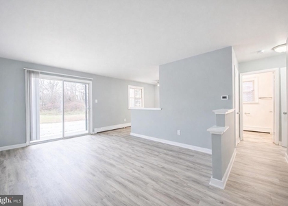 20 Fort Sumpter Road - Photo 1