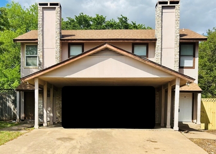 1206 Tartan Ln - Photo 1