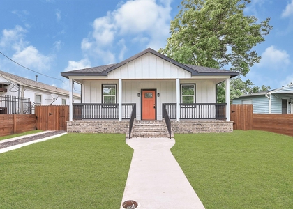 2412 Lucas Street - Photo 1