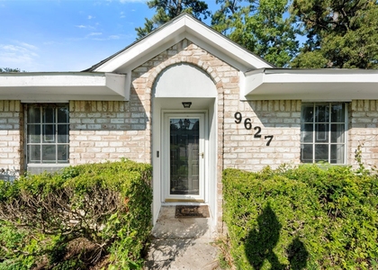 9627 N Glenwood Forest Drive - Photo 1