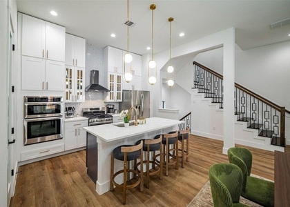 1305 E 27th Street - Photo 1