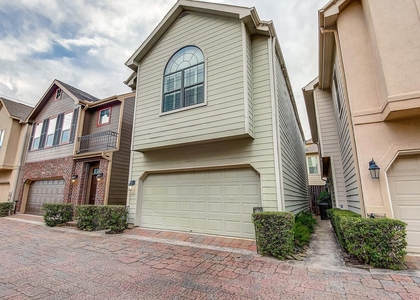 2905 Clinton Drive - Photo 1