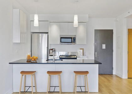 550 West 54th Street - Photo 1
