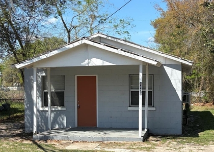 1809 Sw 3rd Street - Photo 1