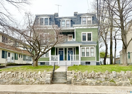 10 Linden Place - Photo 1