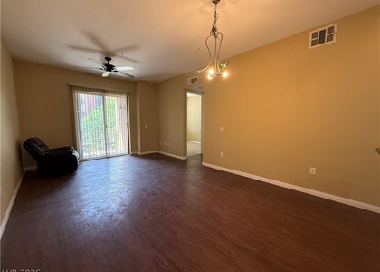 68 E Serene Avenue - Photo 1