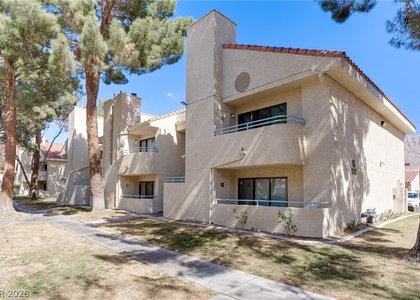 830 N Sloan Lane - Photo 1
