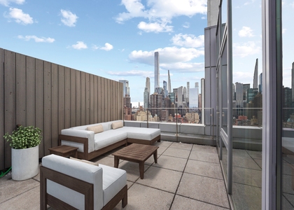 554 West 54th Street - Photo 1