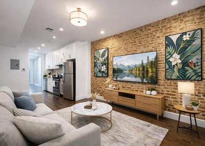 558 Kosciuszko Street - Photo 1