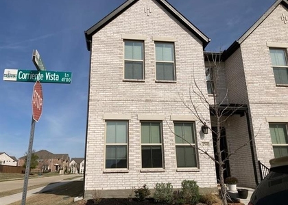 4705 Corriente Vista Lane - Photo 1