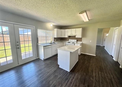 2508 S Center Street S - Photo 1