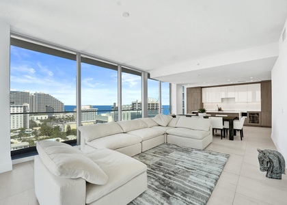 153 N Seabreeze Boulevard - Photo 1