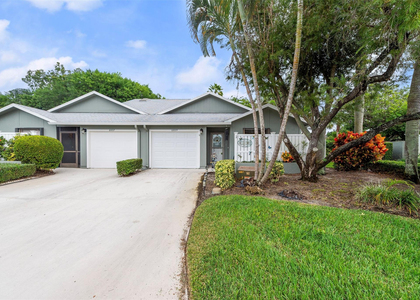6809 Se Yorktown Drive - Photo 1
