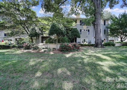 308 Queens Road - Photo 1