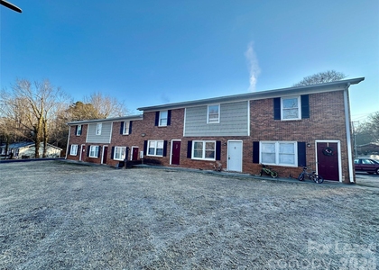 900 Junius Street - Photo 1