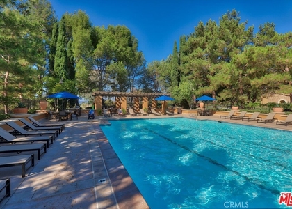 211 Danbrook - Photo 1