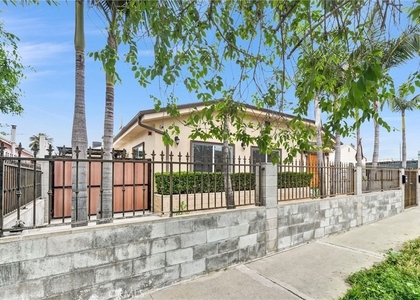 6711 Clybourn - Photo 1
